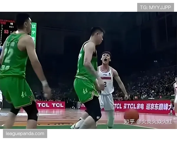 篮球规则知识:技术犯规的处罚方式和判罚标准详解 篮球规则知识:技术犯规的处罚方式和判罚标准详解